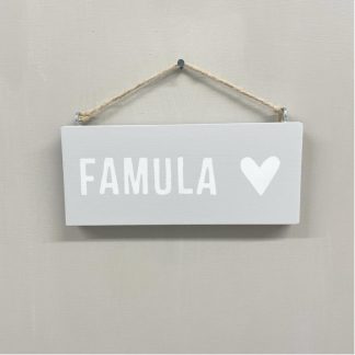 Kyltti Famula / vaaleanharmaa