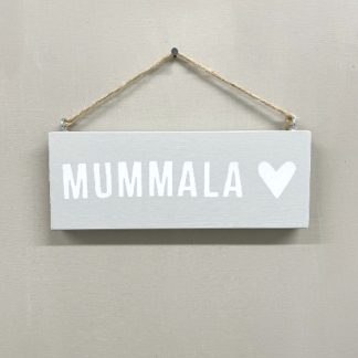 Kyltti Mummala vaaleanharmaa